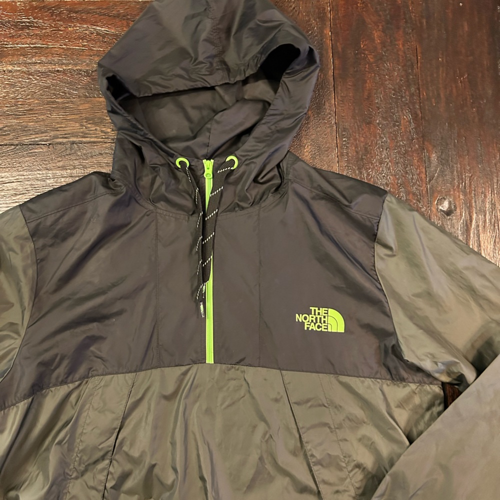 The North Face Men's Cyclone Anorak- Black, Gray, Neon